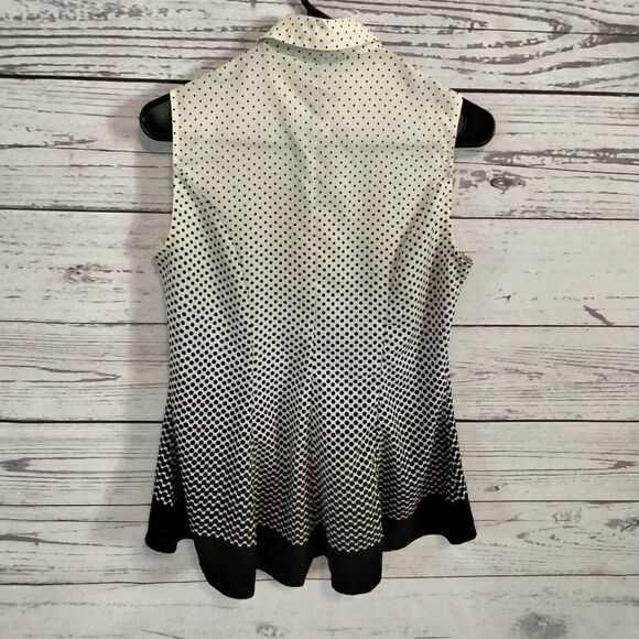 "Signature Collection" woman's sleeveless blouse - Picture 3 of 7